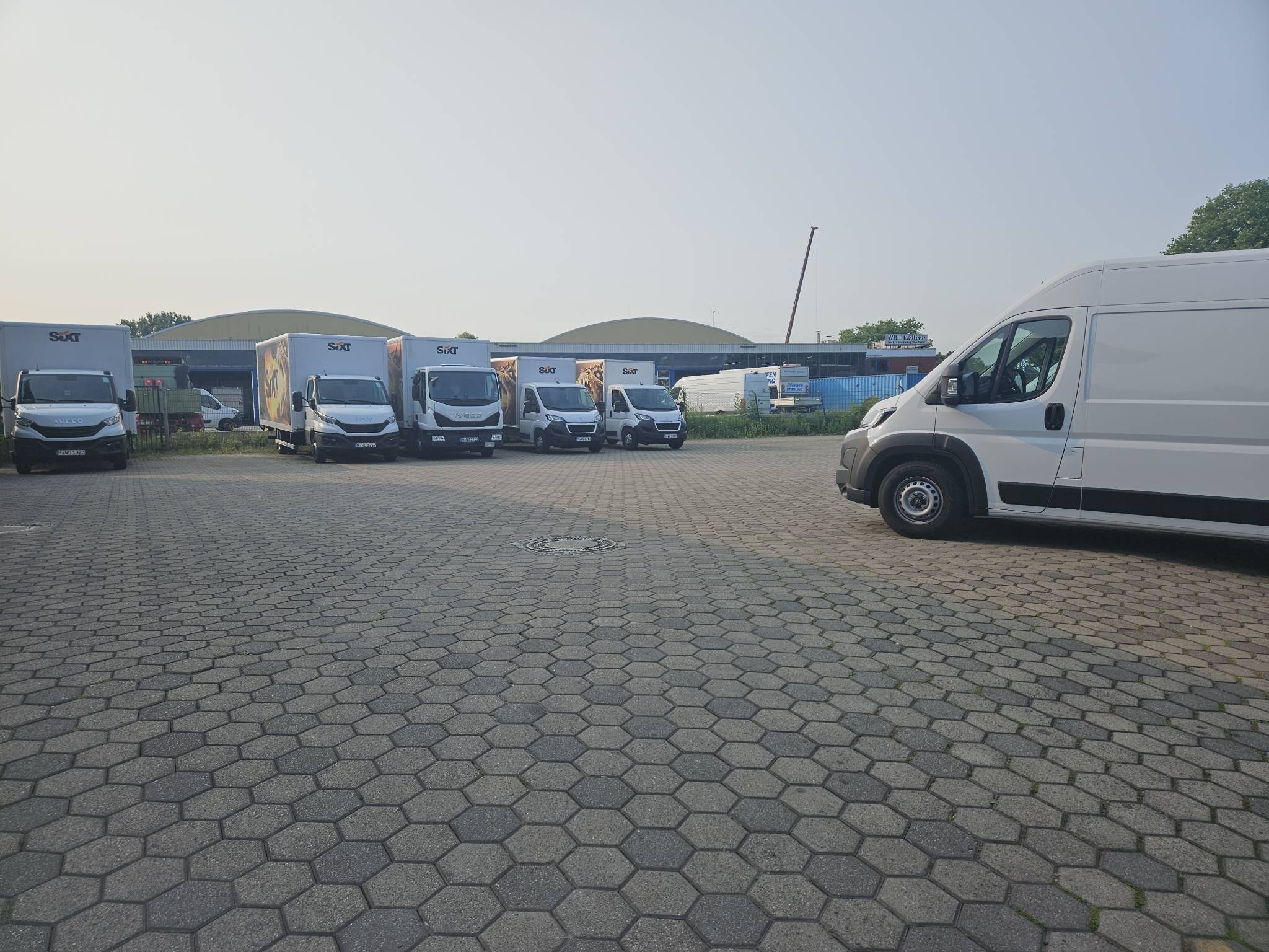 SIXT Truck Center Dortmund, Evinger Straße 21 in Dortmund