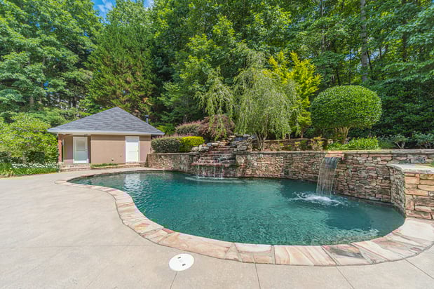 Images Tony & Pam Williams - eXp Realty