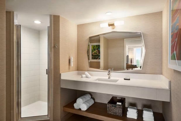 Images Embassy Suites by Hilton Deerfield Beach Resort & Spa