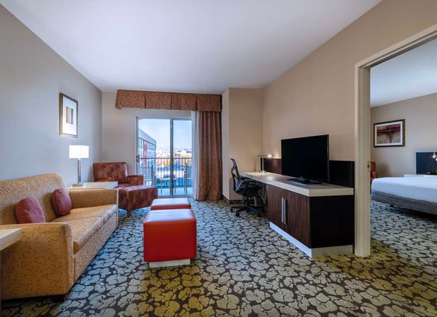 Images Hilton Garden Inn Las Vegas Strip South