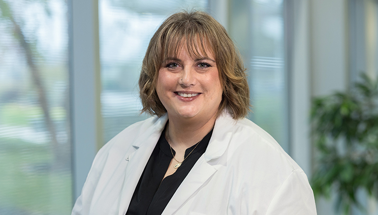 Dr. Elizabeth S. Eliopoulos | St. Louis, MO | Nephrologist