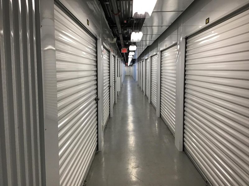 Images Life Storage - Columbia