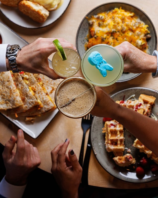 Images 1717 KITCHEN + COCKTAILS