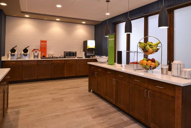 Images Hampton Inn & Suites Cincinnati-Mason