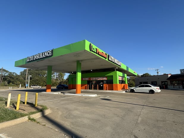 Images La Familia Auto Insurance