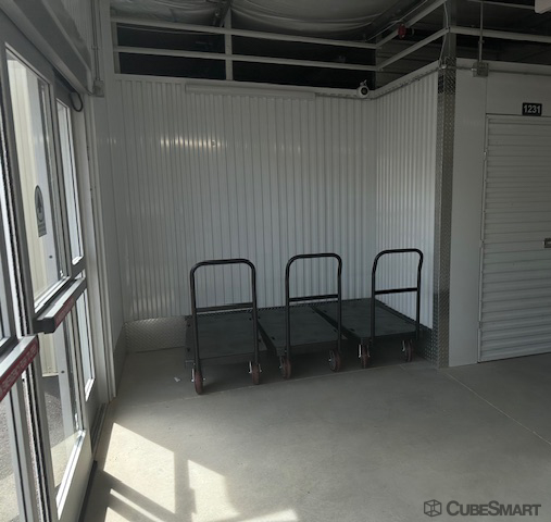 Images CubeSmart Self Storage