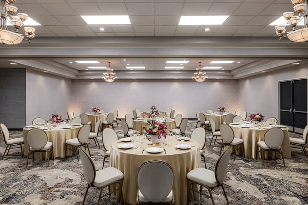 Images Crowne Plaza Auburn Hills by IHG