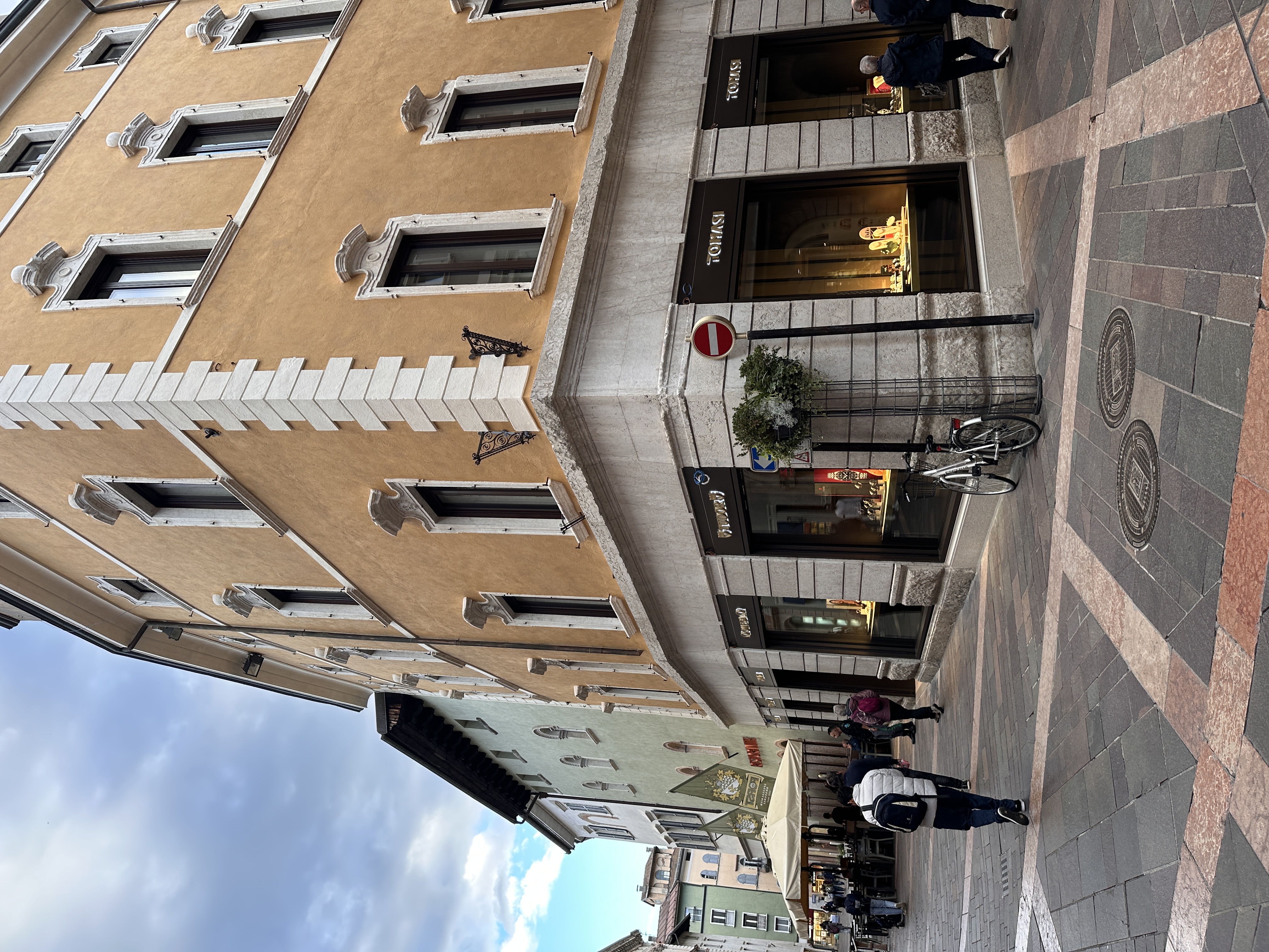 Images Tomasi Gioielli - Rivenditore autorizzato Rolex