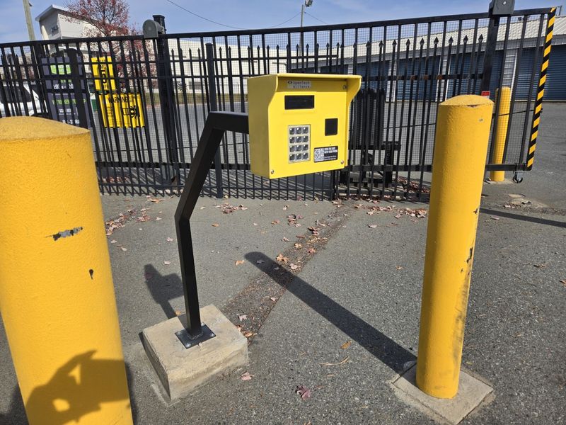 Images Extra Space Storage