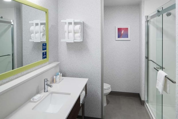 Images Hampton Inn & Suites Cape Canaveral Cruise Port
