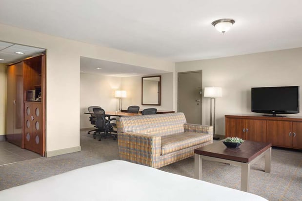 Images DoubleTree by Hilton Hotel Dallas - DFW Airport North