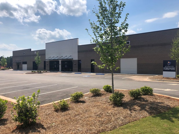 Images Brian Raybon, MD, FPMRS, MIGS