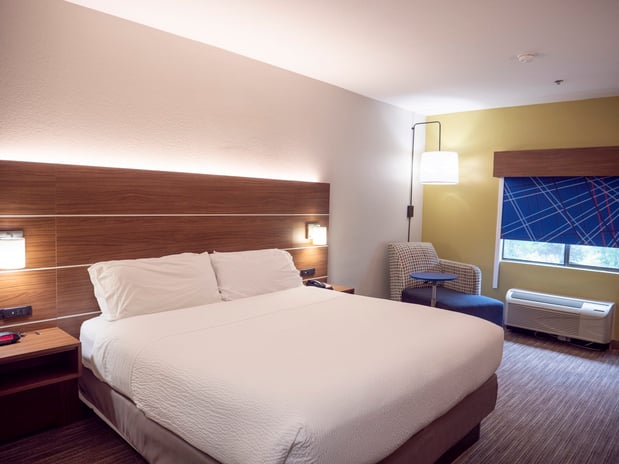 Images Holiday Inn Express & Suites Greenville Airport by IHG