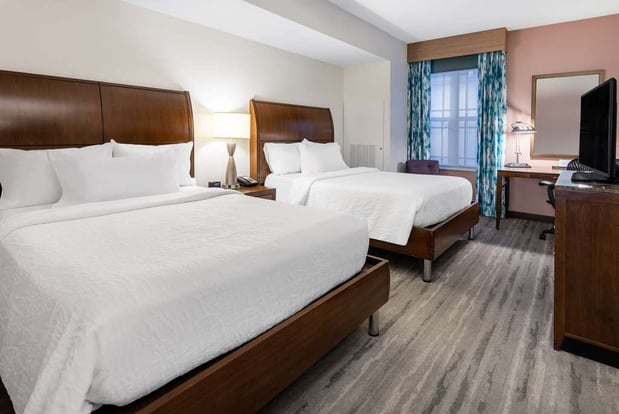 Images Hilton Garden Inn Roanoke