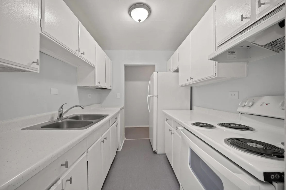 White Kitchen 