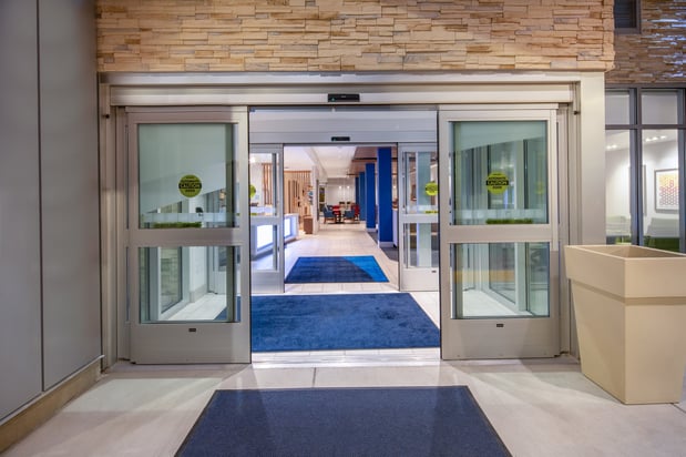 Images Holiday Inn Express & Suites Chico by IHG