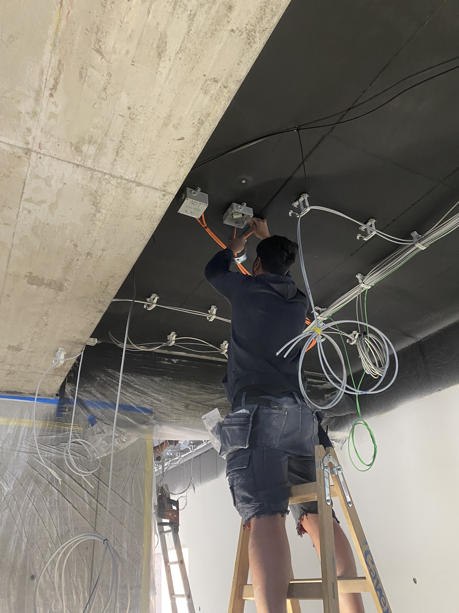 DC Elektrotechnik GmbH, Bachgasse 26 in Wien