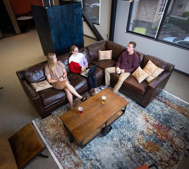 Images Workhorse Coworking