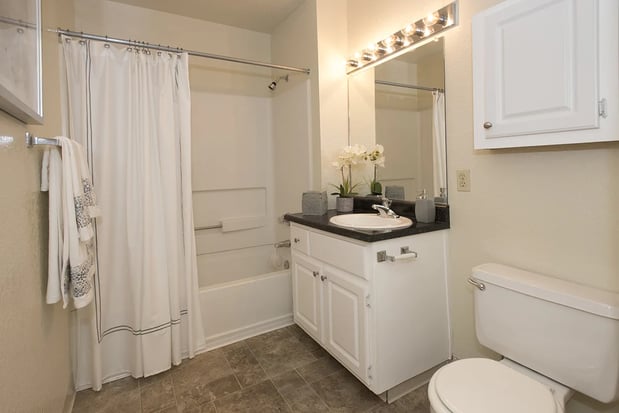 Images Zinfandel Village Apartments