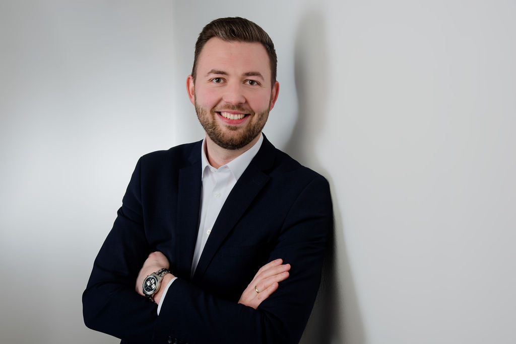 Bild 8 AXA Versicherung Elias Plaumann in Achim in Achim