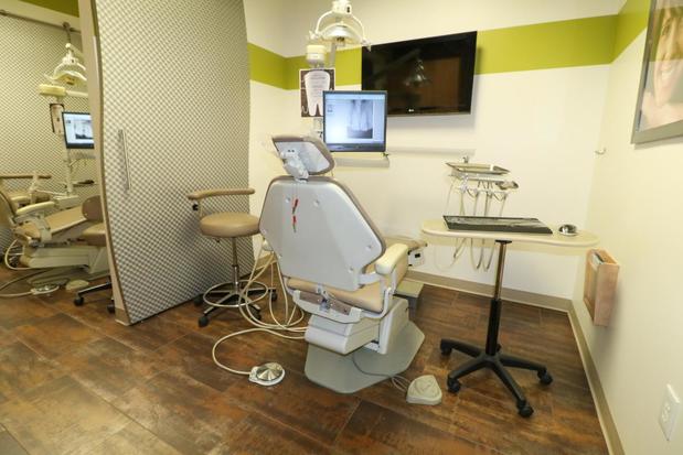 Images Desert Crossing Dental Group and Orthodontics