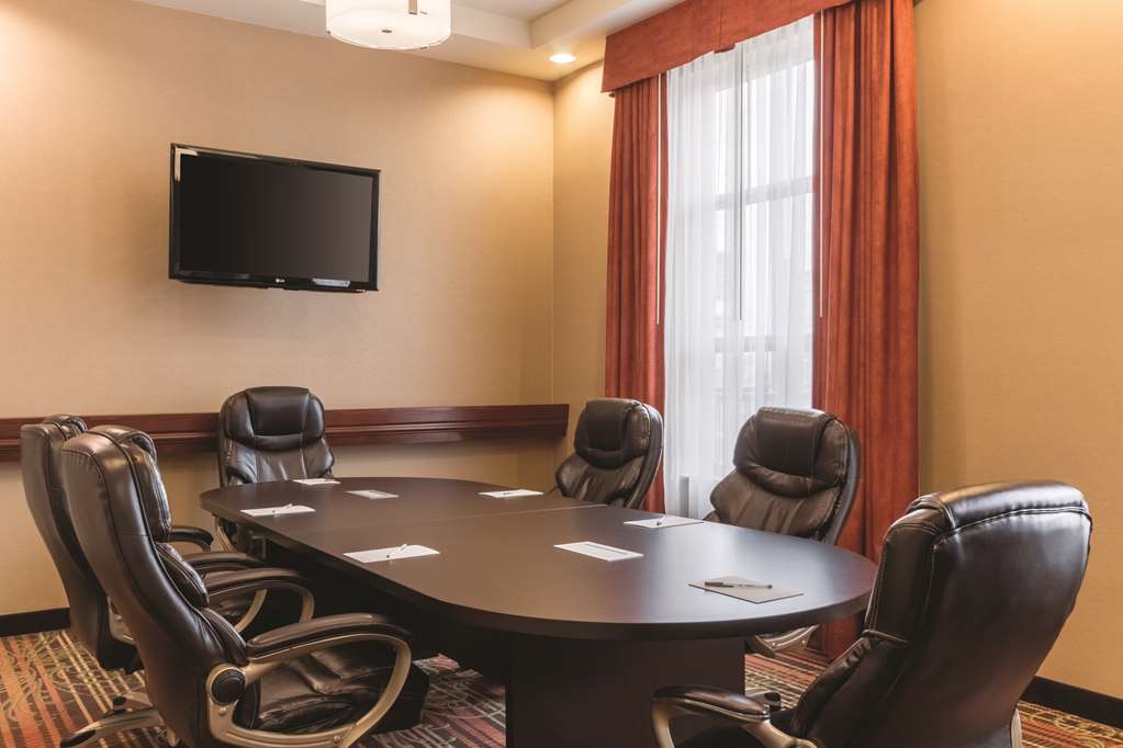 Meeting Room Hampton Inn by Hilton Edmonton/South, Alberta, Canada Edmonton (780)801-2600