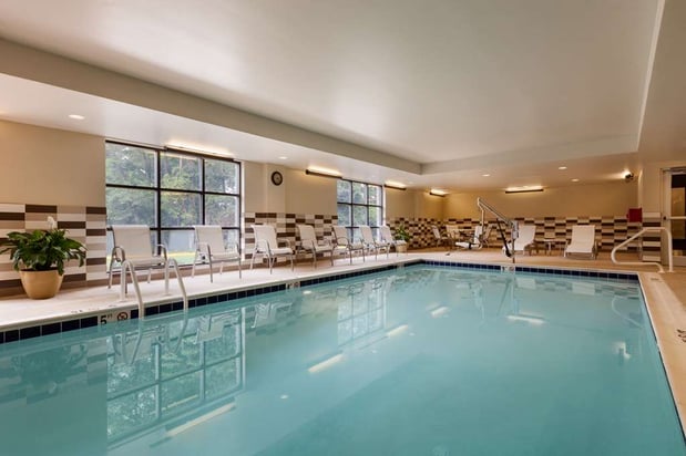 Images Hampton Inn & Suites Camp Springs/Andrews AFB