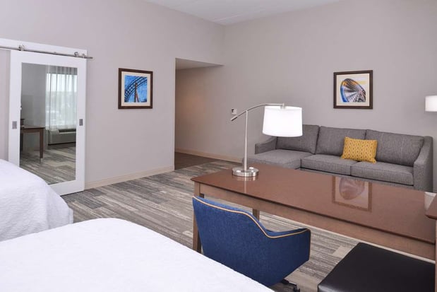 Images Hampton Inn & Suites Cincinnati-Mason
