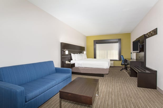 Images Holiday Inn Express & Suites Ft. Collins by IHG