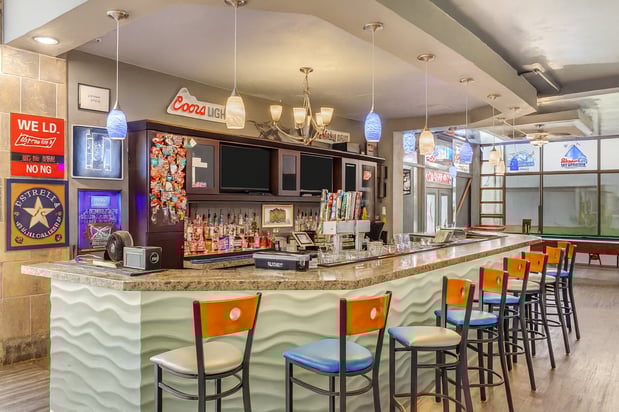 Images Suburban Studios Salt Lake City Airport