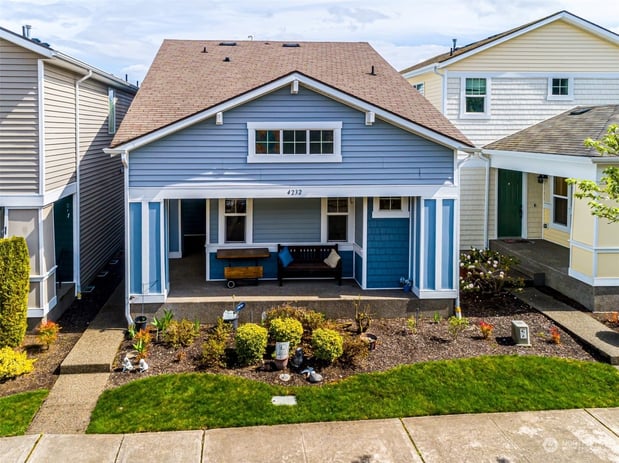 Images Tiffany Weil- Real Estate Broker/Tacoma, WA