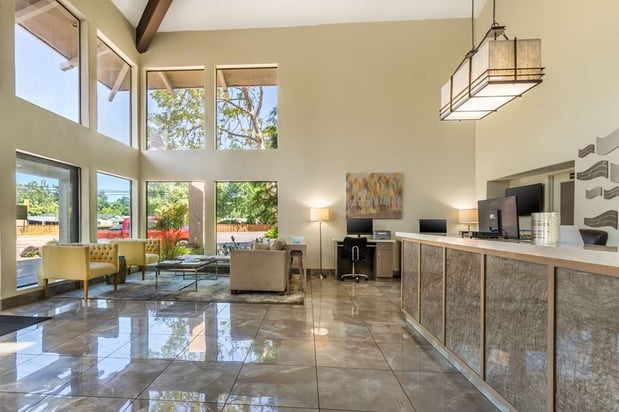 Images Best Western Plus Inn Scotts Valley