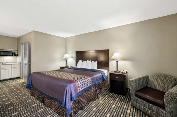 Images SureStay Plus by Best Western Lubbock Medical Center