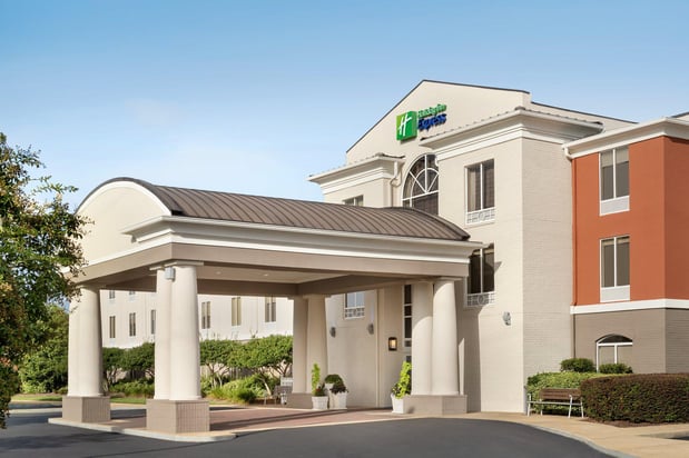 Images Holiday Inn Express & Suites Auburn - University Area by IHG
