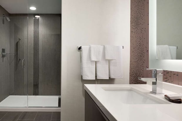 Images Embassy Suites by Hilton Charlotte Uptown