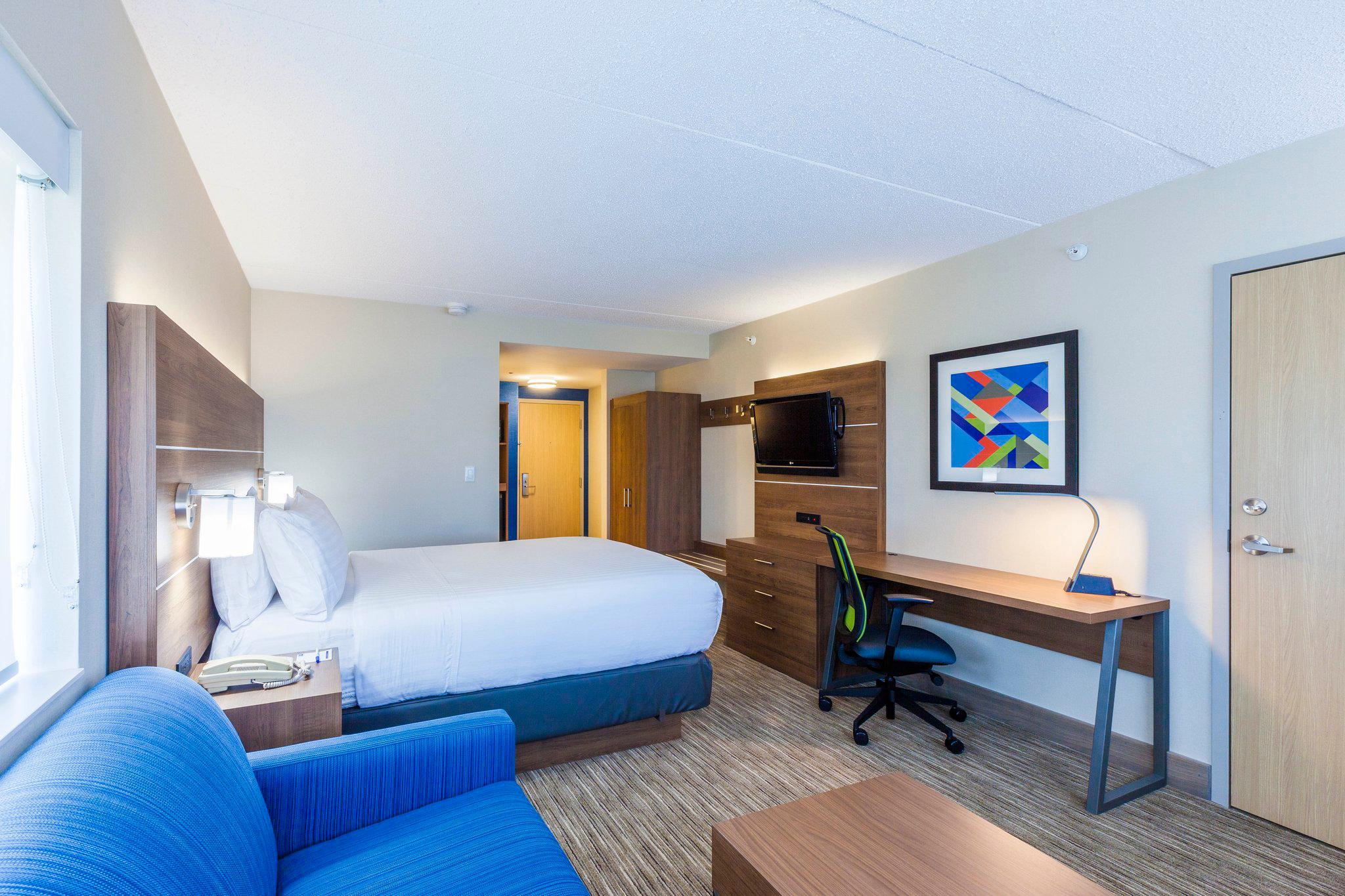 Images Holiday Inn Express & Suites Saint John Harbour Side, an IHG Hotel