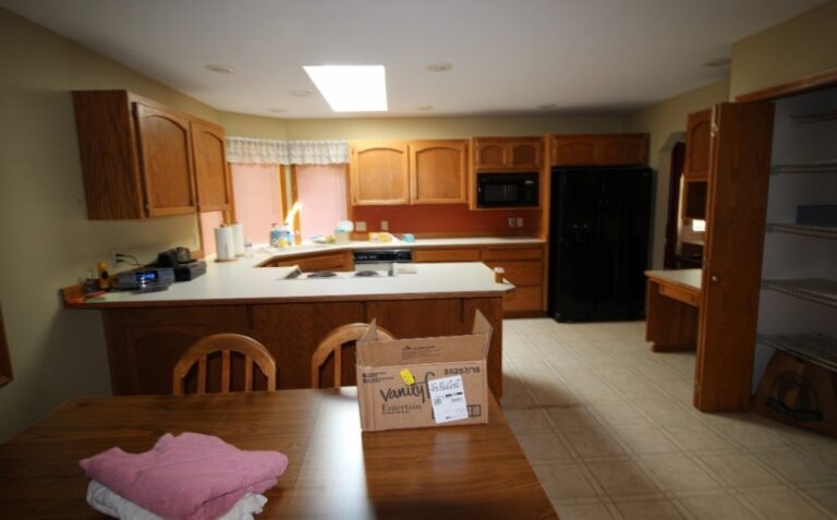 Images Spectrum Real Estate Services - Senior Solutions