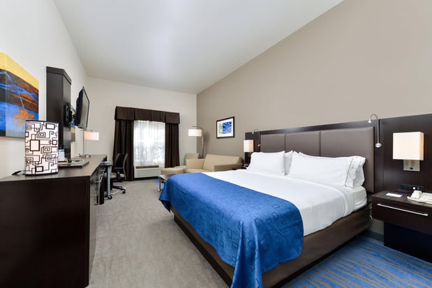Images Holiday Inn Express & Suites St. Louis West-O'Fallon by IHG