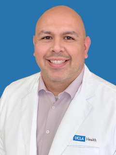 Bryan Austin Medina, MD - Valencia, CA - Family Medicine