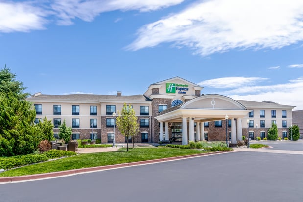Images Holiday Inn Express & Suites Colorado Springs-First & Main by IHG