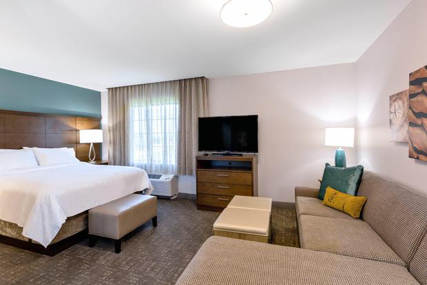 Images Staybridge Suites Fort Lauderdale Airport - West by IHG