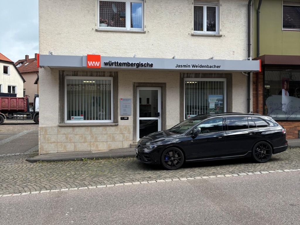 Württembergische Versicherung: Jasmin Weidenbacher Schmidt, Maybachstraße 27 in Löwenstein