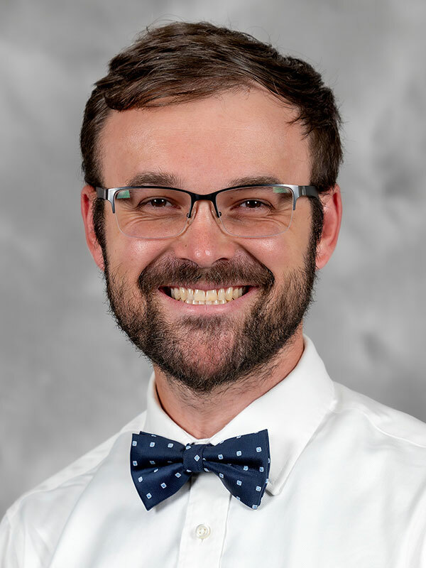 Alexander S Thomas