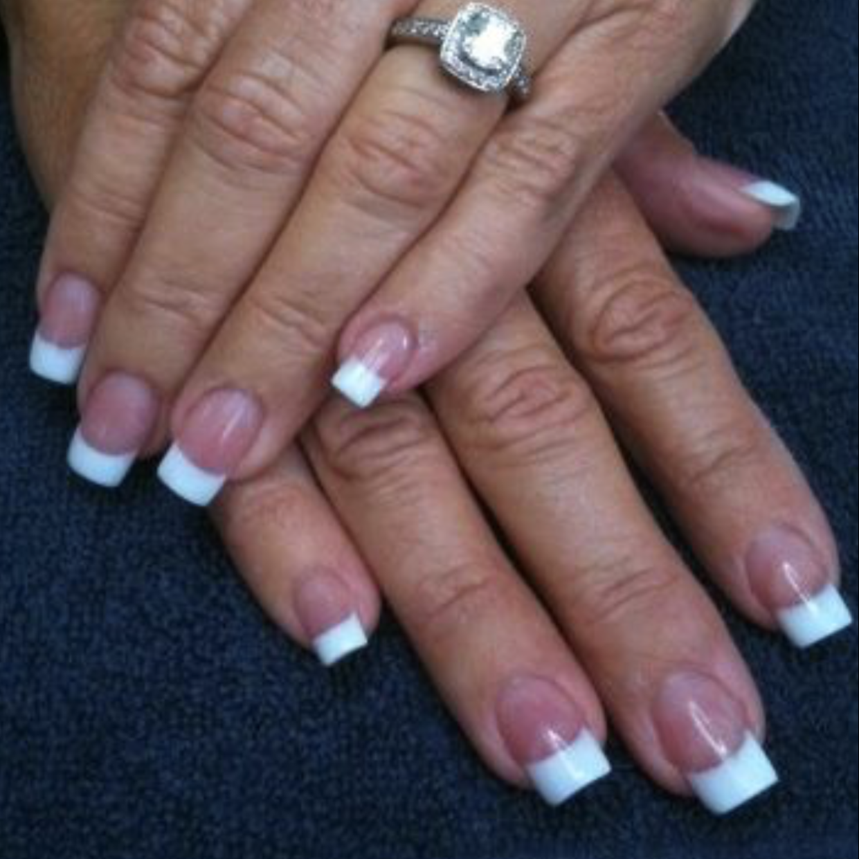 Nails by Leonora Photo