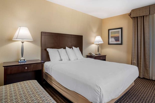Images Best Western Plus Philadelphia Airport South at Widener University