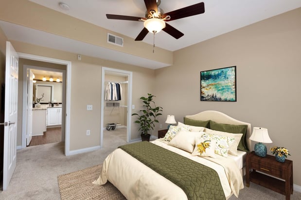 Images Camden Old Creek Apartments