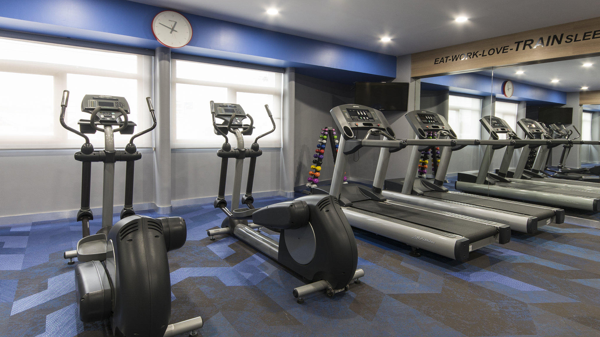 Images Holiday Inn Express Mexico - Toreo by IHG