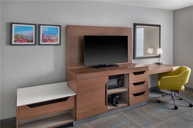 Images Hampton Inn Kansas City The Legends
