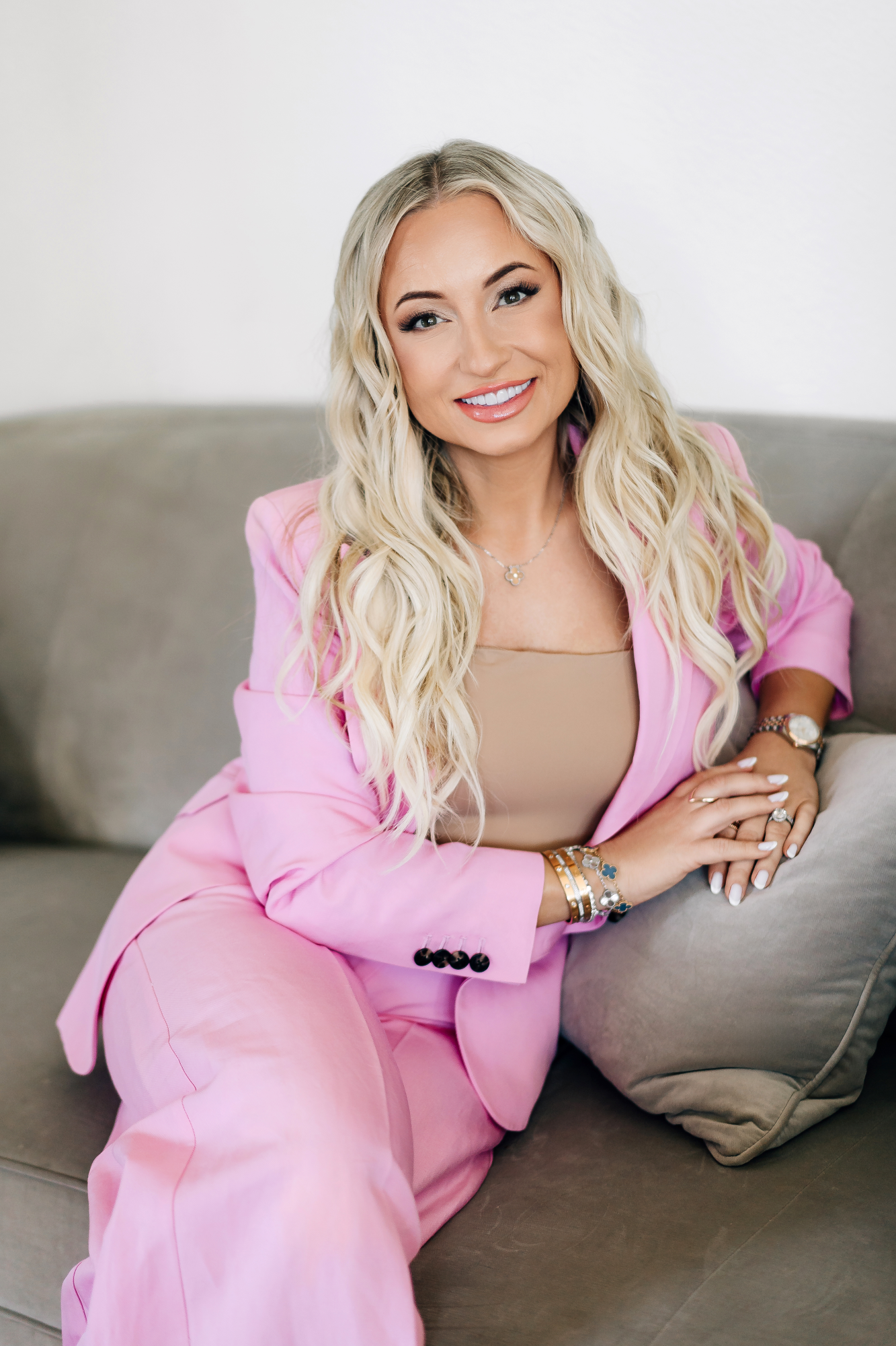 Darya Ghomeshi, Realtor - Compass
