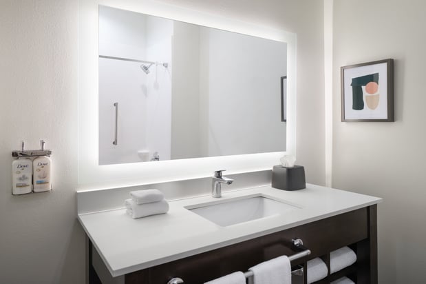 Images Holiday Inn Gonzales by IHG